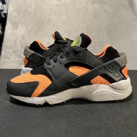 Nike Air Huarache Shoes Mens 11 Halloween DQ5013-001 Running Sneakers - Picture 7 of 10